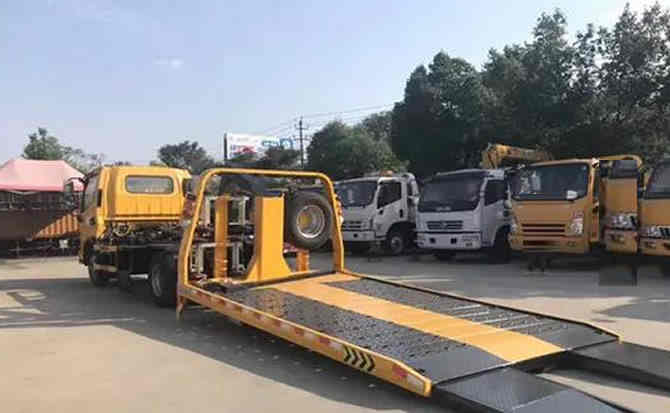 龙海区汽车中途维修案例